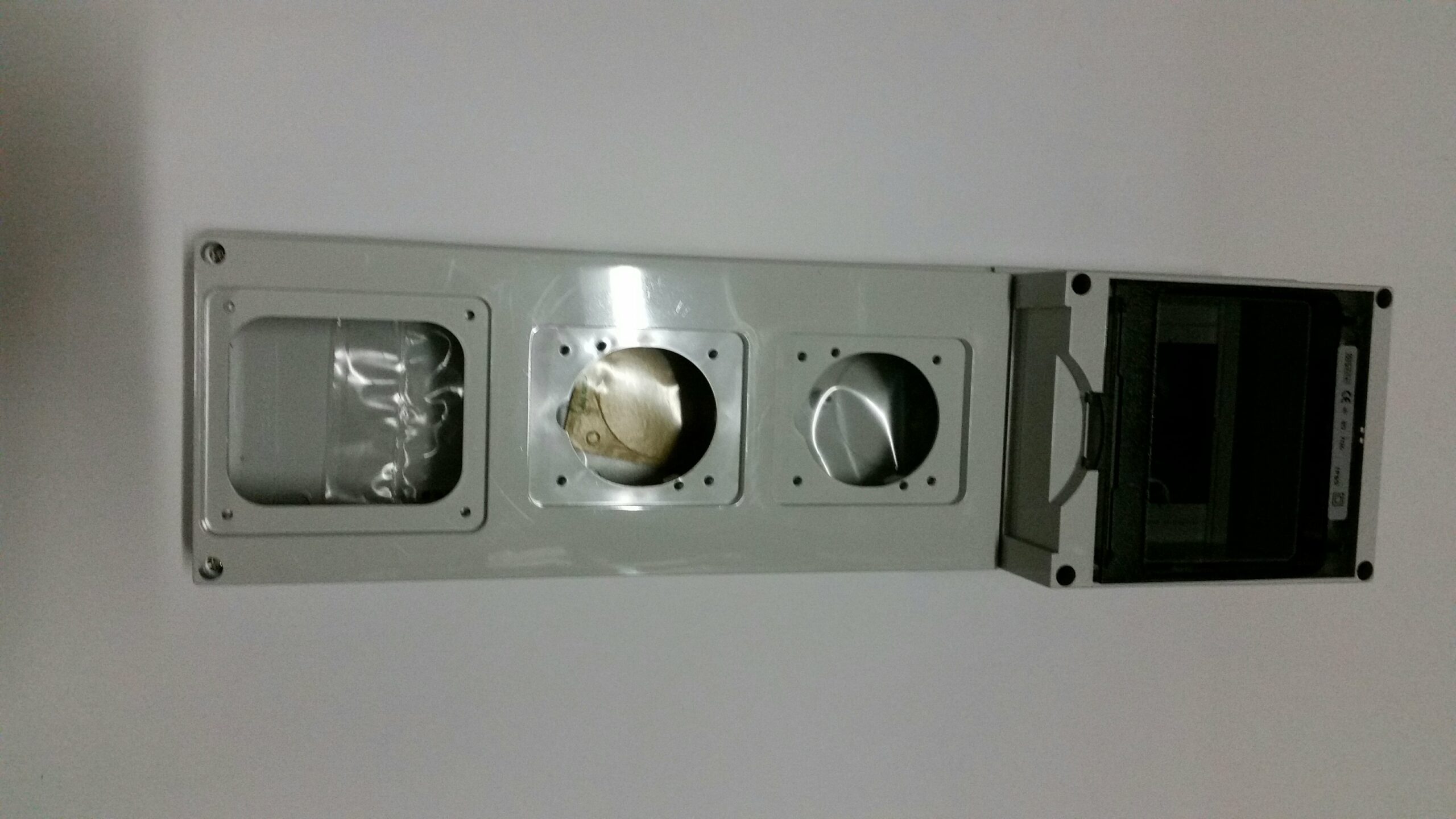 3M05 15 Centralino vuoto per montaggio prese CEE