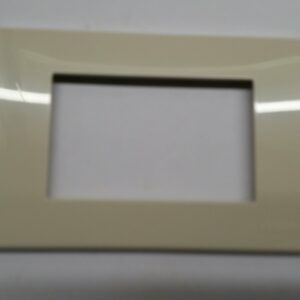 BTICINO 503/3A/R Placca BTICINO Magic in resina 3 posti