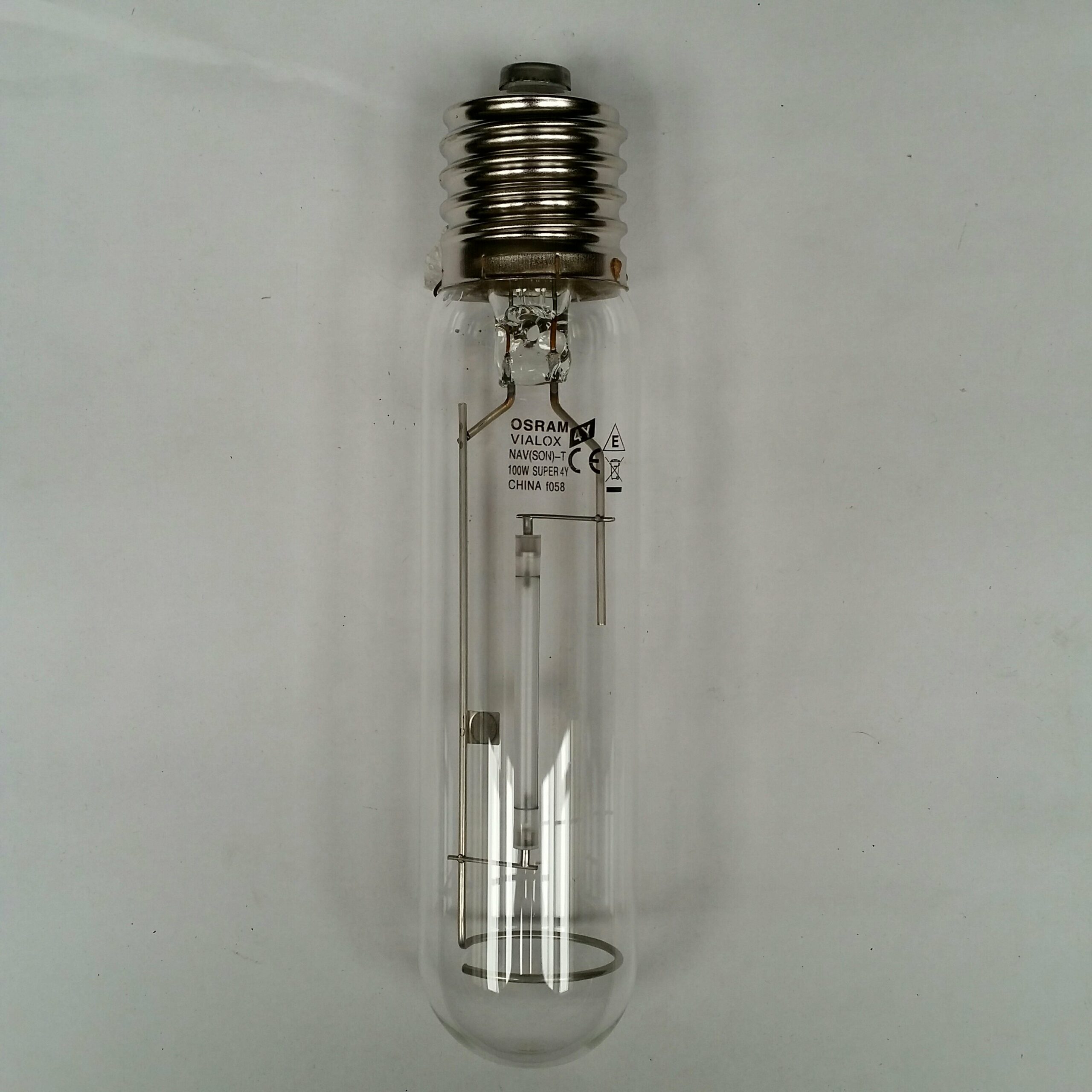 OSRAM LEDVANCE NAVT100SUPER OSRAM LEDVANCE VIALOX 100W E40 tubolare sodio alta pressione