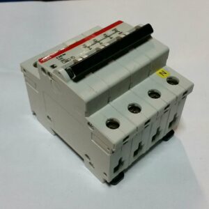 ABB 243C20 ABB  interruttore magnetotermico  20A 4moduli