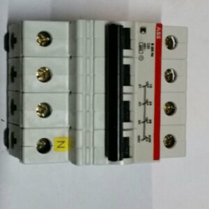 ABB EF 104 3 Interruttore magnetotermico ABB  4 poli C20 6kA