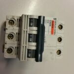 MERLIN GERIN SCHNEIDER 24282 Interruttore magnetotermico MERLIN GERIN C60N C10 6kA 3P