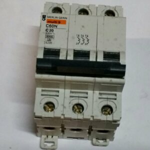 MERLIN GERIN SCHNEIDER 24285 Interruttore magnetotermico MERLIN GERIN C60N C20 6kA 3 poli