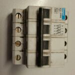 MERLIN GERIN SCHNEIDER MCA410 Interruttore magnetotermico automatico MERLIN GERIN SCHNEIDER ER 10A 6kA 4 poli