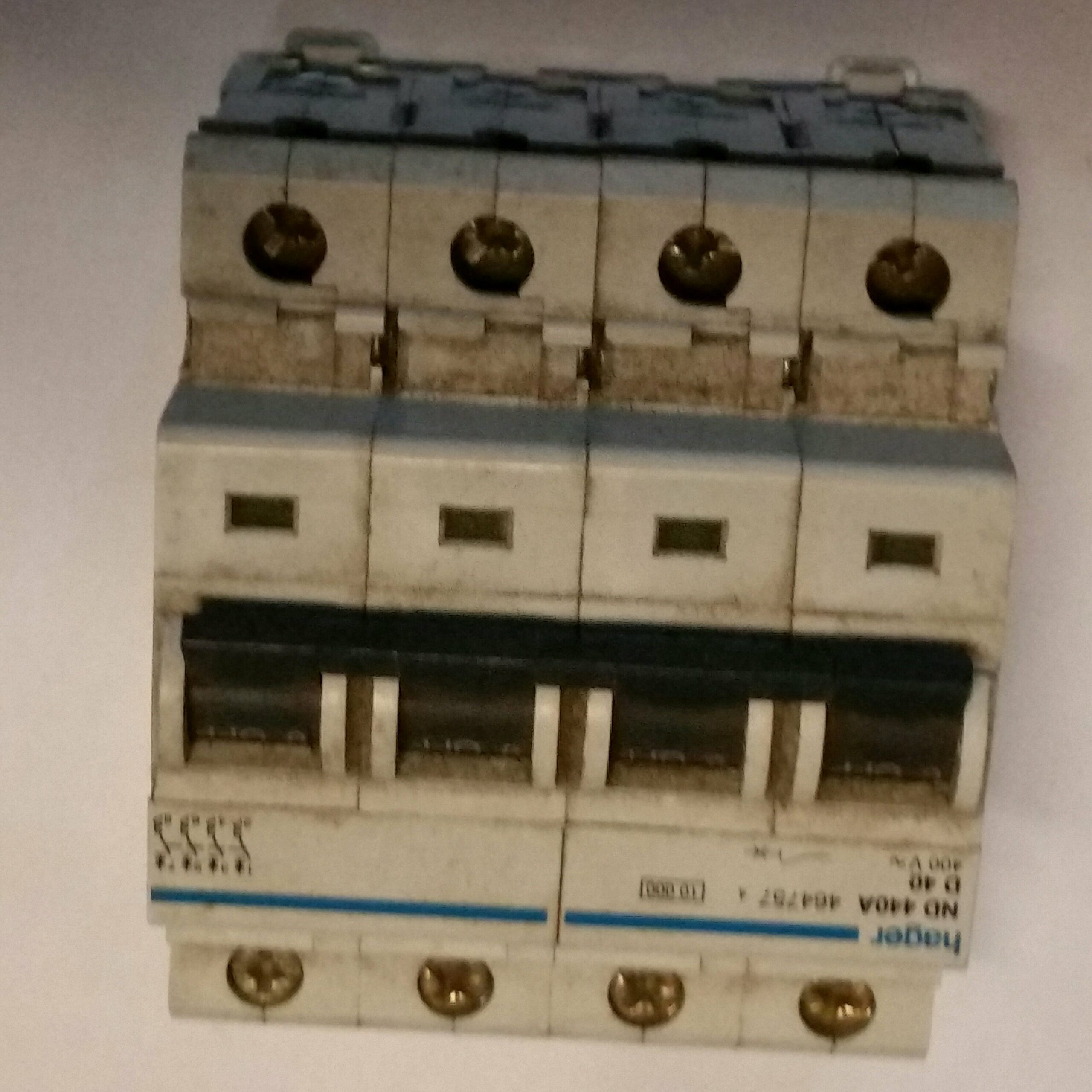 MERLIN GERIN SCHNEIDER MCA463 Interruttore magnetotermico MERLIN GERIN SCHNEIDER ER 63A 4P 6kA