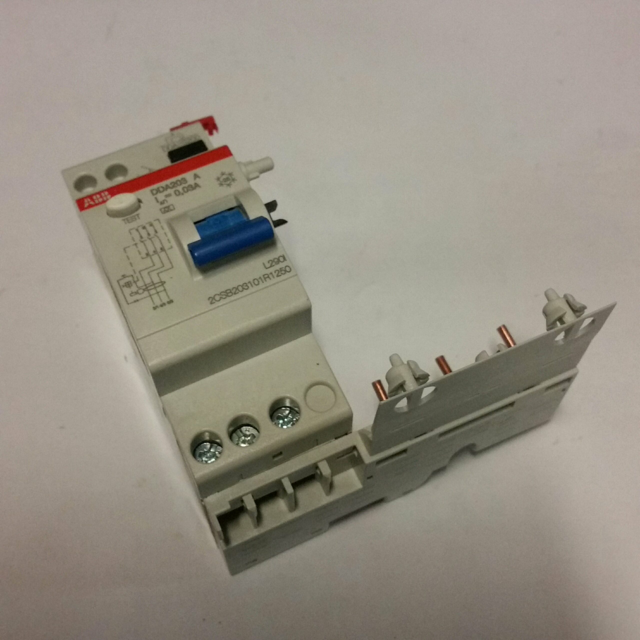 ABB B427967 ABB interruttore differenziale 25A 3P per barra din