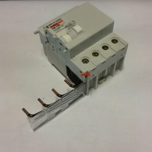 MERLIN GERIN SCHNEIDER 26643 MERLIN GERIN interruttore differenziale  vigi C60 63A
