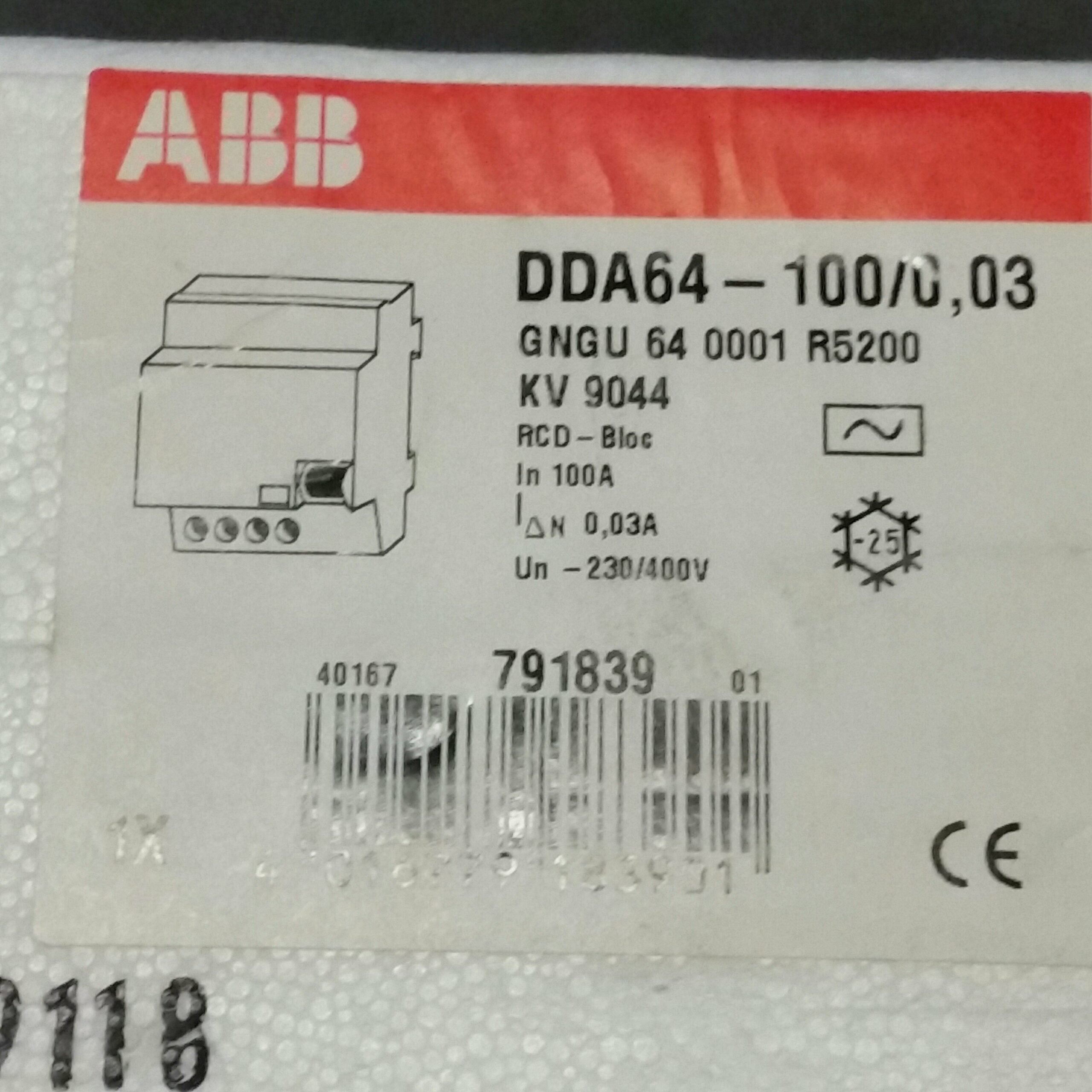 ABB 904 4 Blocco differenziale ABB per interruttore S290 AC 10A 30mA 4P - immagine 2