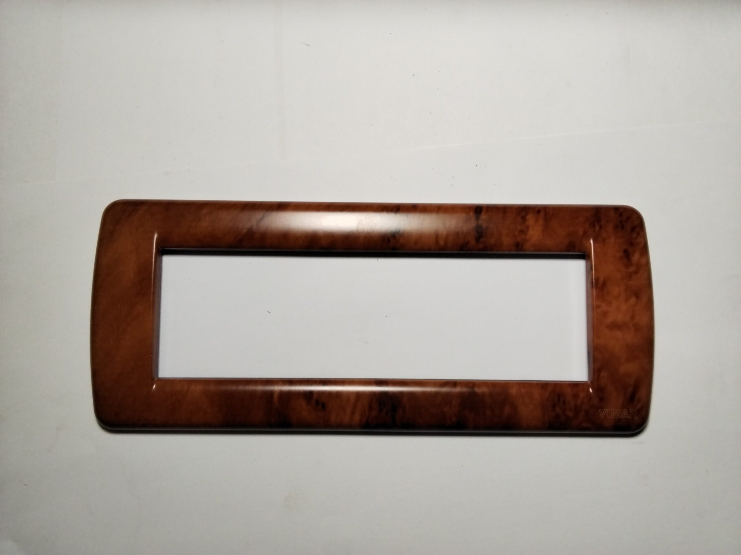 VIMAR 16756.42 Placca Vimar Idea Rondo' ciliegio, 6 posti.