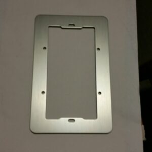 URMET 825/32 Cornice filo muro
