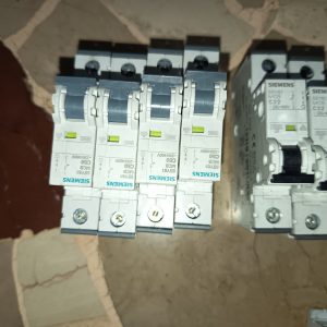 Set di interruttori automatici SIEMENS