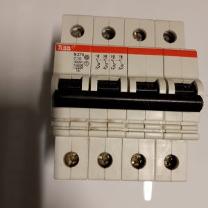 INTERRUTTORE AUTOMATICO ABB